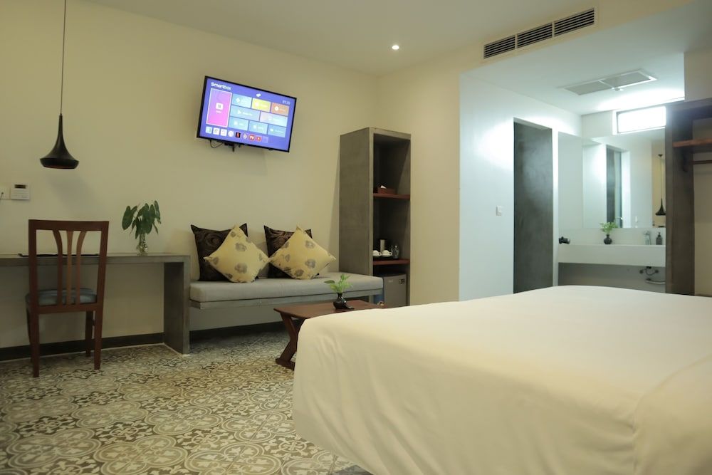 Siem Reap Palace Hotel & Spa Deluxe Room, 1 King Bed 9