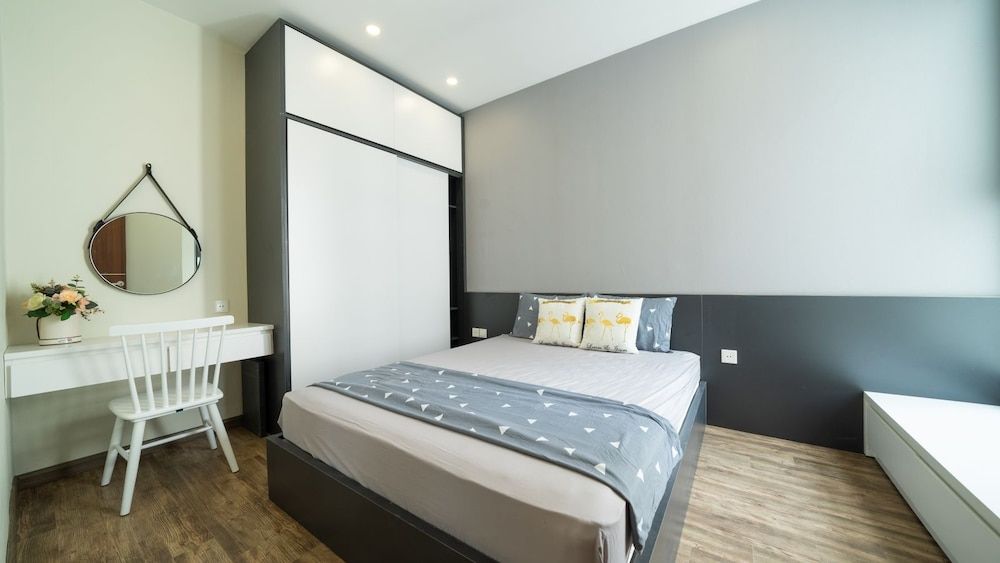 undefined Rosy Home 10