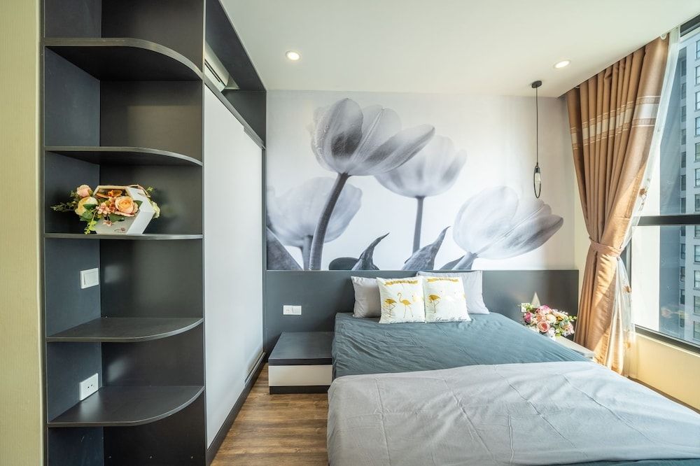 undefined Rosy Home 9