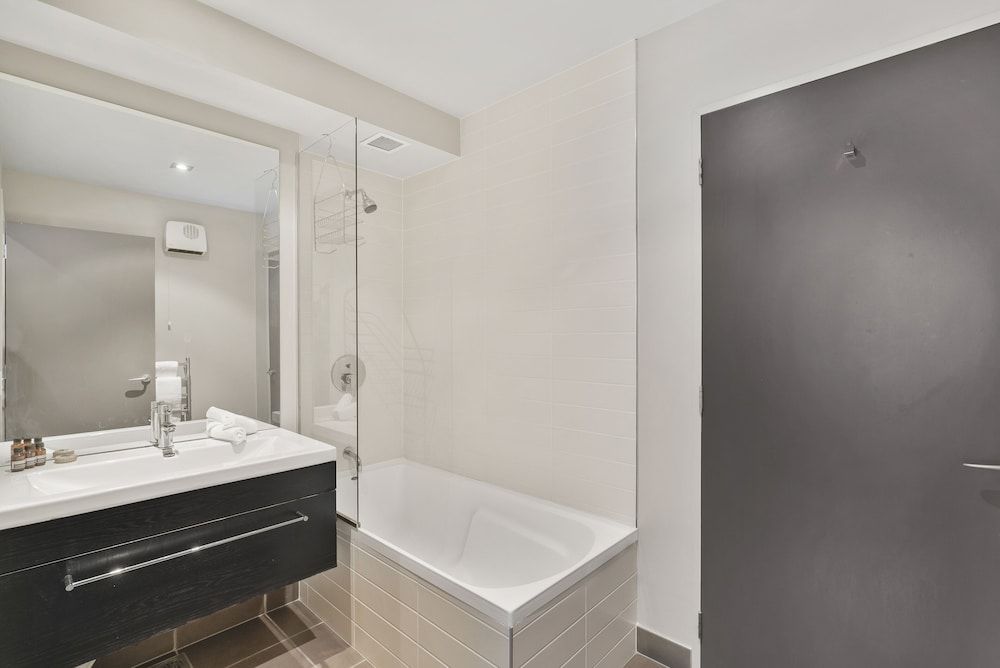 LOMOND RETREAT - NEAR CBD EXECUTIVE APARTMENT Apartment 8