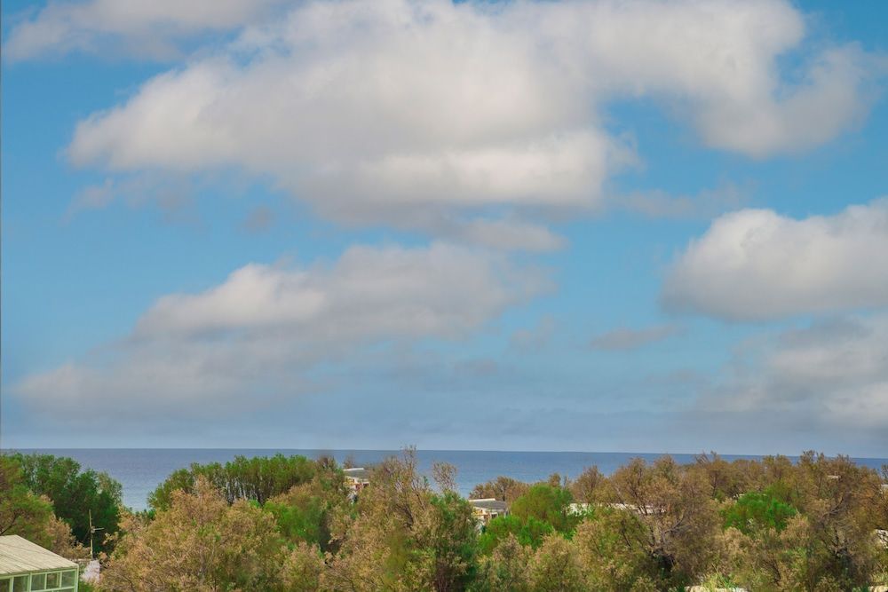 undefined Santorini NY 5