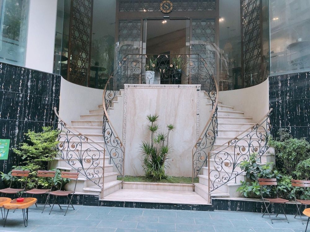 undefined Soleil Apartment 5