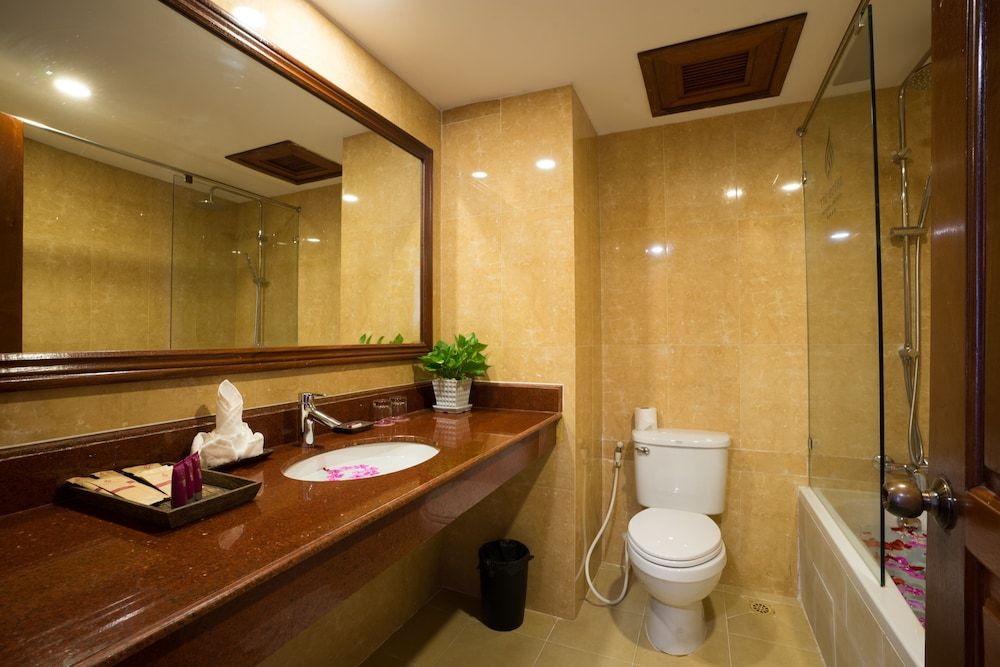 TTC Hotel Premium-Angkor Deluxe Double or Twin Room 8
