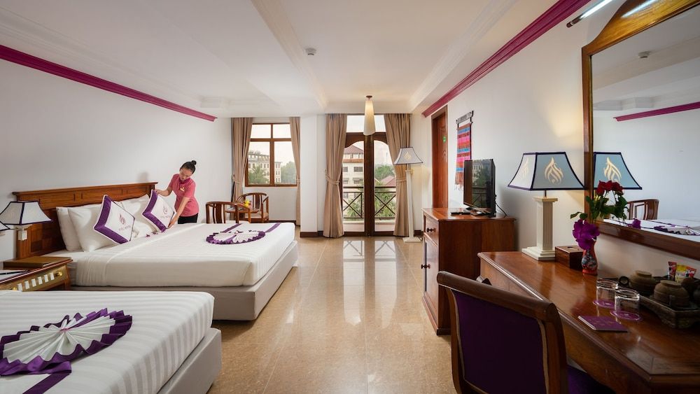 Deluxe Triple Room