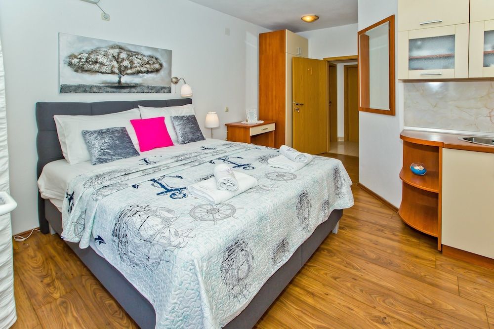 undefined Apartments Bubalo Hvar 10