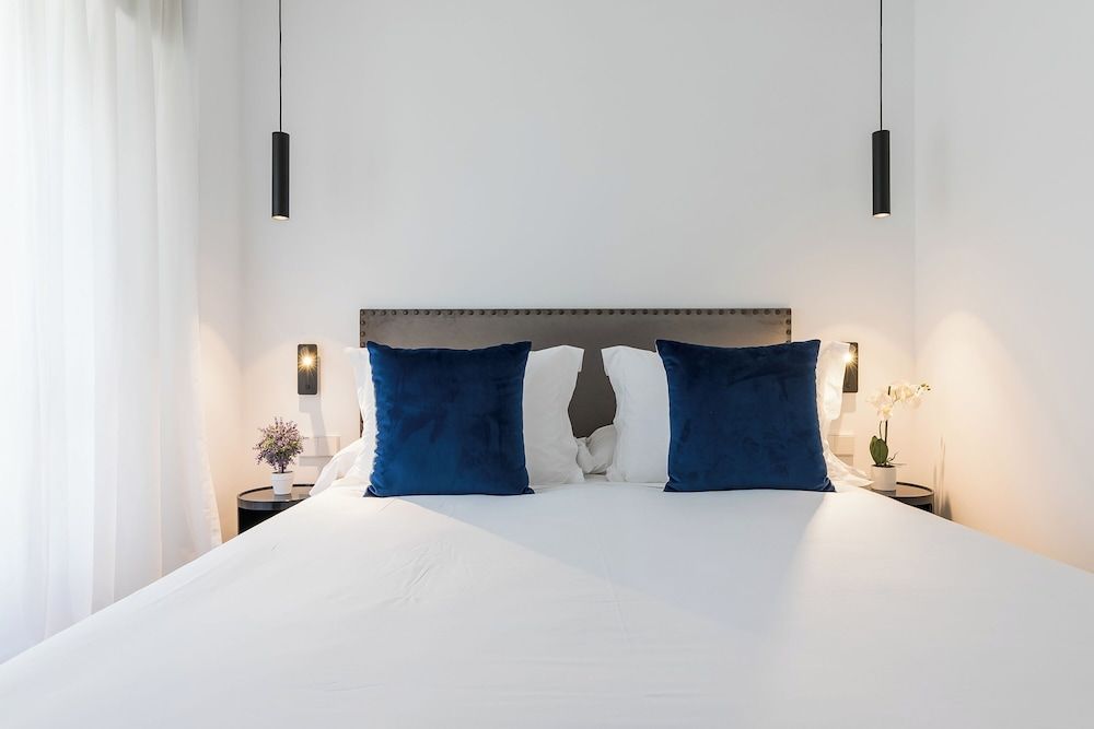 undefined Feelathome Waldorf Suites Apartments 6