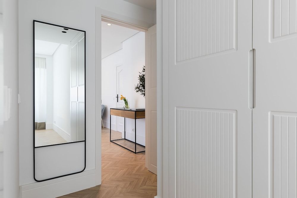 undefined Feelathome Waldorf Suites Apartments 8