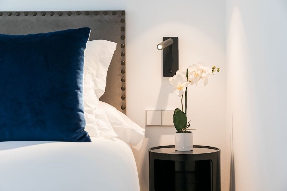 undefined Feelathome Waldorf Suites Apartments 7