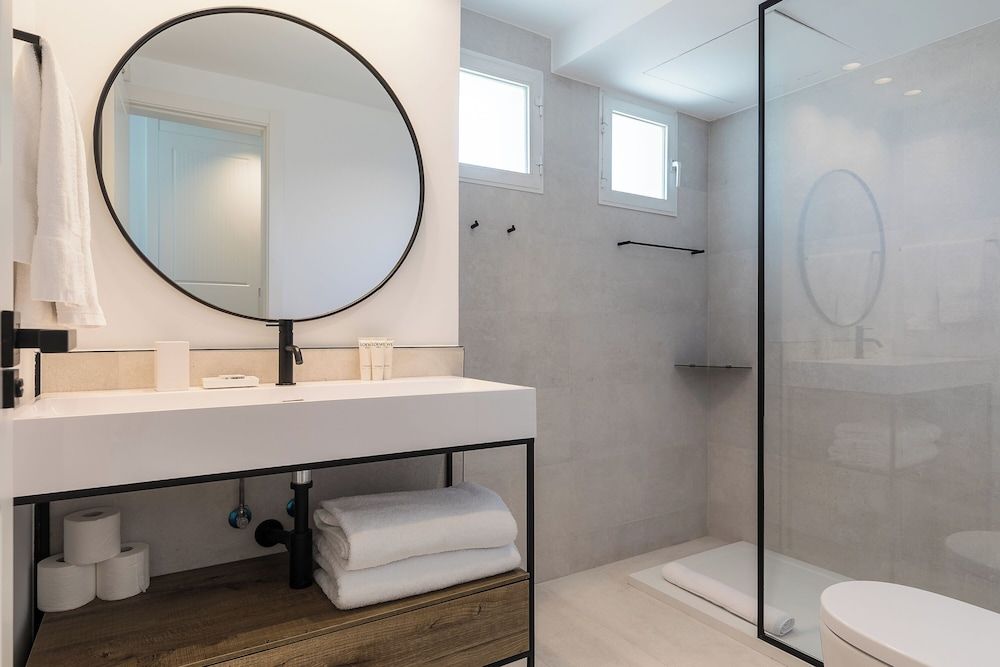 undefined Feelathome Waldorf Suites Apartments 7