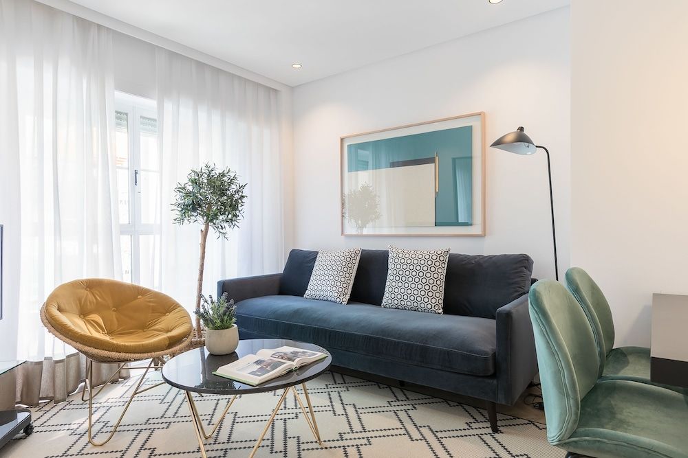 undefined Feelathome Waldorf Suites Apartments 2