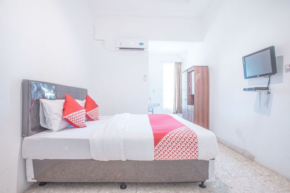 Capital O 332 Residence G17 Kemang Standard Double Room 5