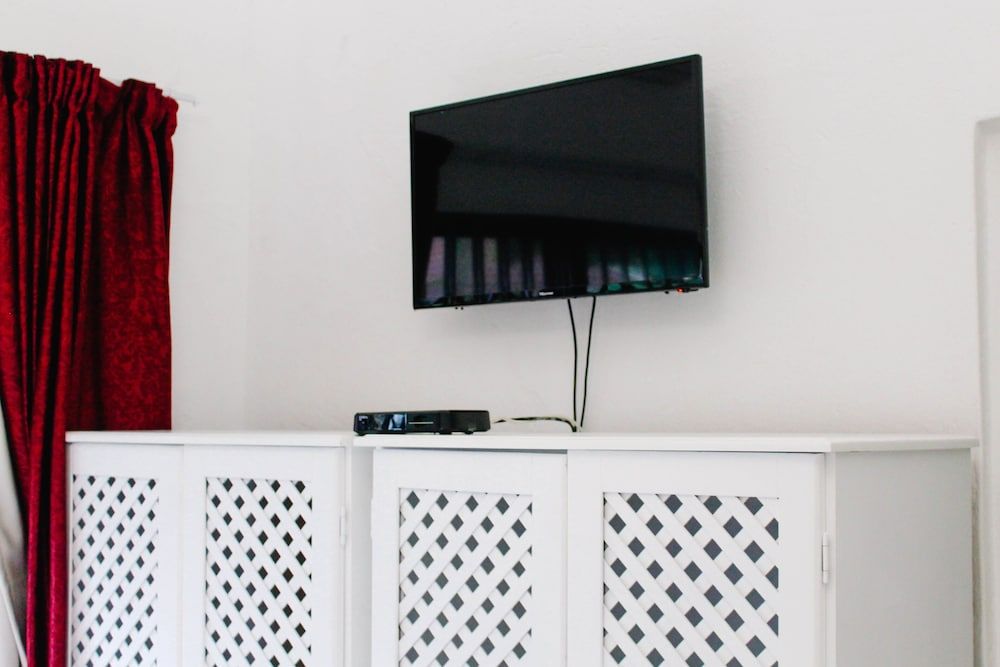 La Dolce Vita Guest House Room (2 - QUEEN ROOM) 7