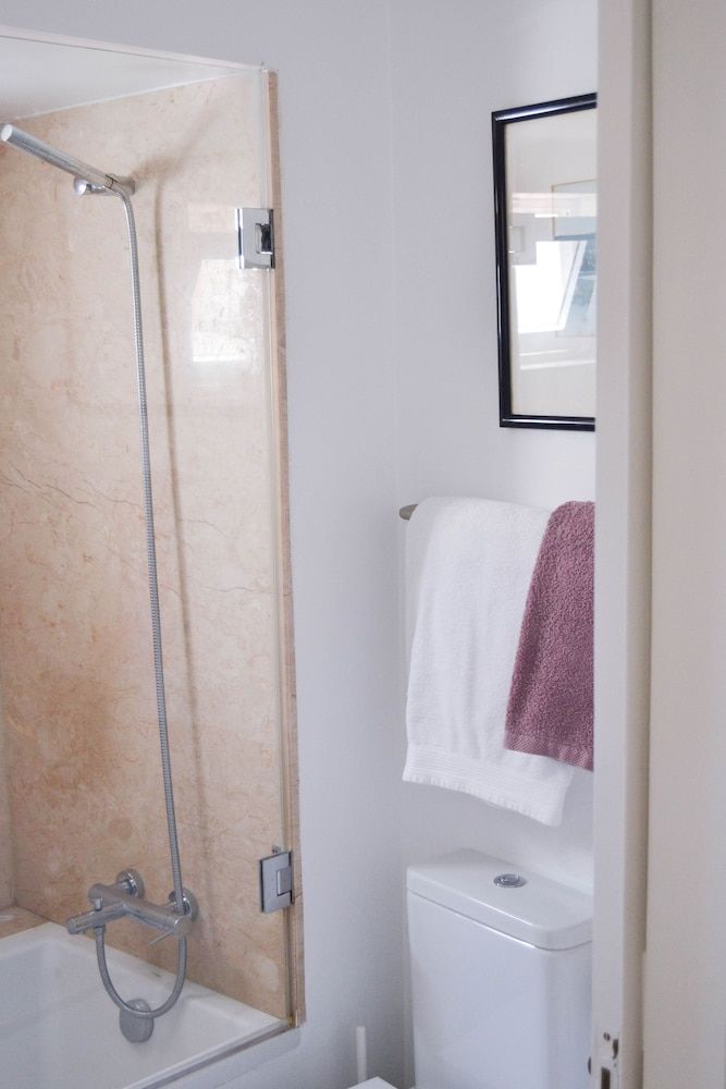 Family Apartment by the River Apartment, 2 Bedrooms 14