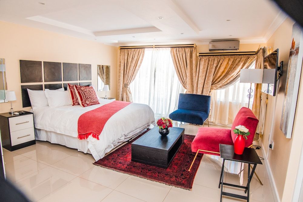 Royal Hills Lodge and Spa Presidential Studio Suite 4