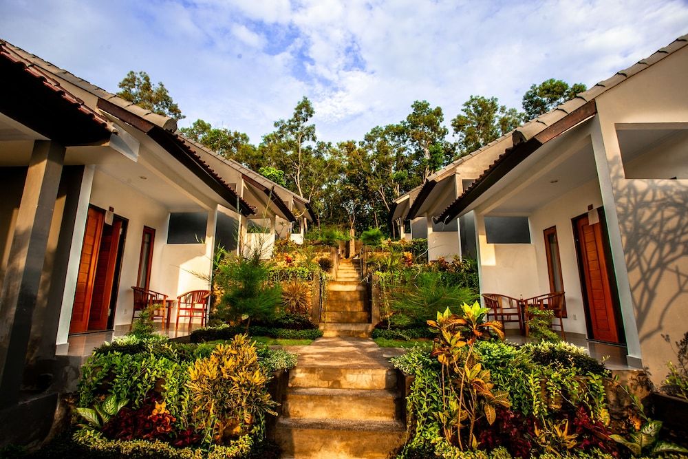 undefined Singgahan Bungalow by ecommerceloka