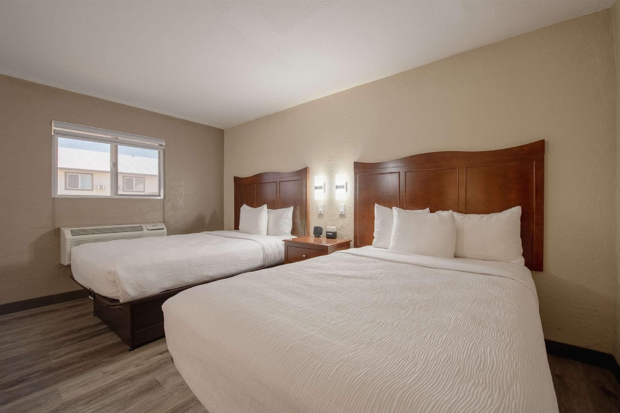 2 Double Beds, Nonsmoking, Accessible