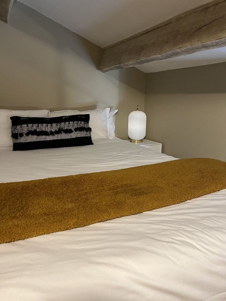 Standard Apartment, Ensuite