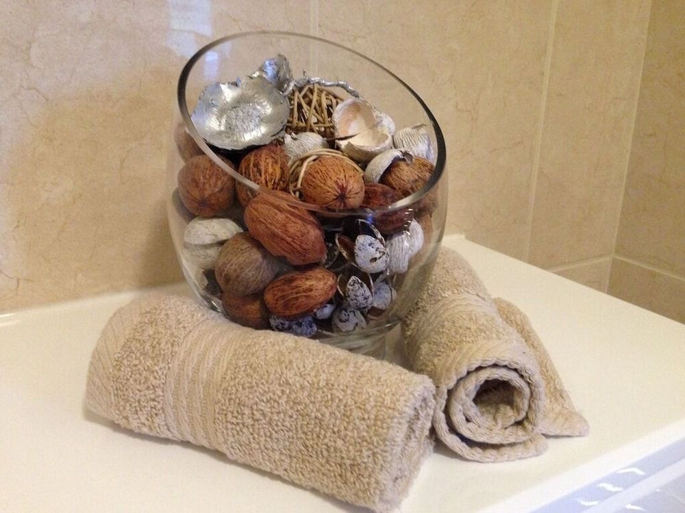 Mildmay Arms Superior Double Room, Ensuite 3