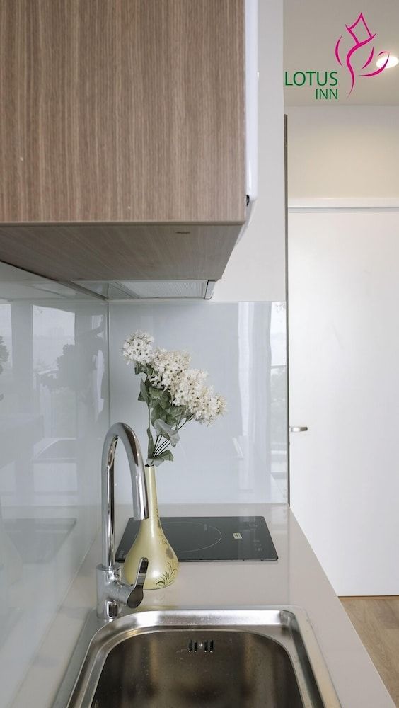 Lotus Inn Serviced Apartment Studio, Balcony, Lake View 6