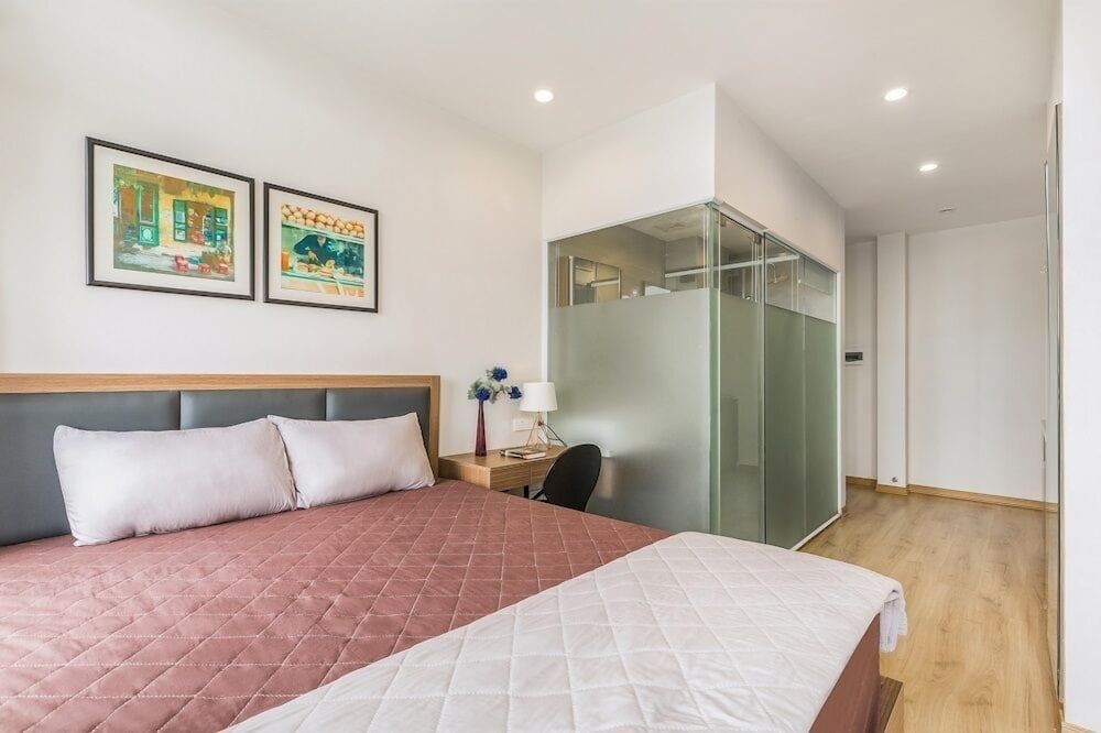 Lotus Inn Serviced Apartment Studio, Balcony, Lake View 4