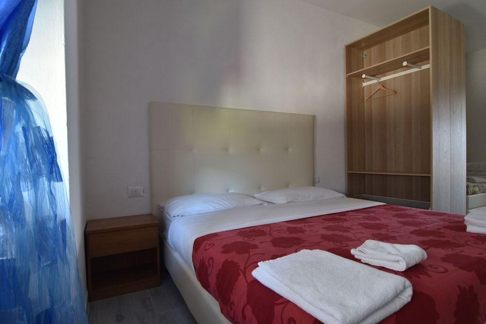 Apartment, 2 Bedrooms, Balcony (Third floor)
