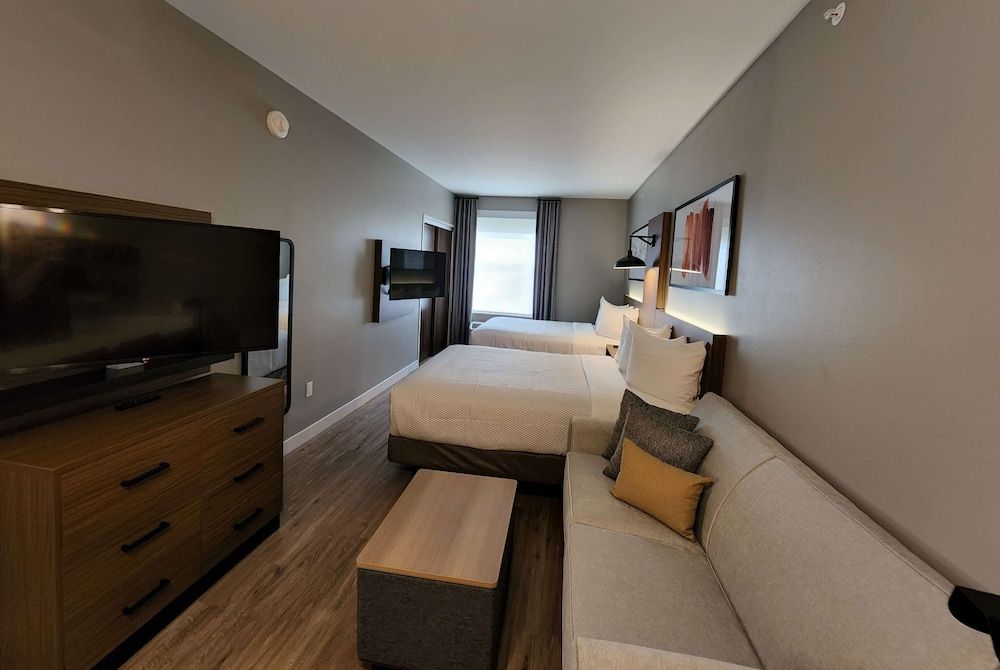 Room, 2 Queen Beds, Accessible, Non Smoking (Accessible Tub with Grab Bars)