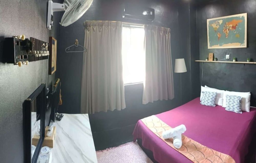 Oyasumi Hotel Deluxe Double Room 2