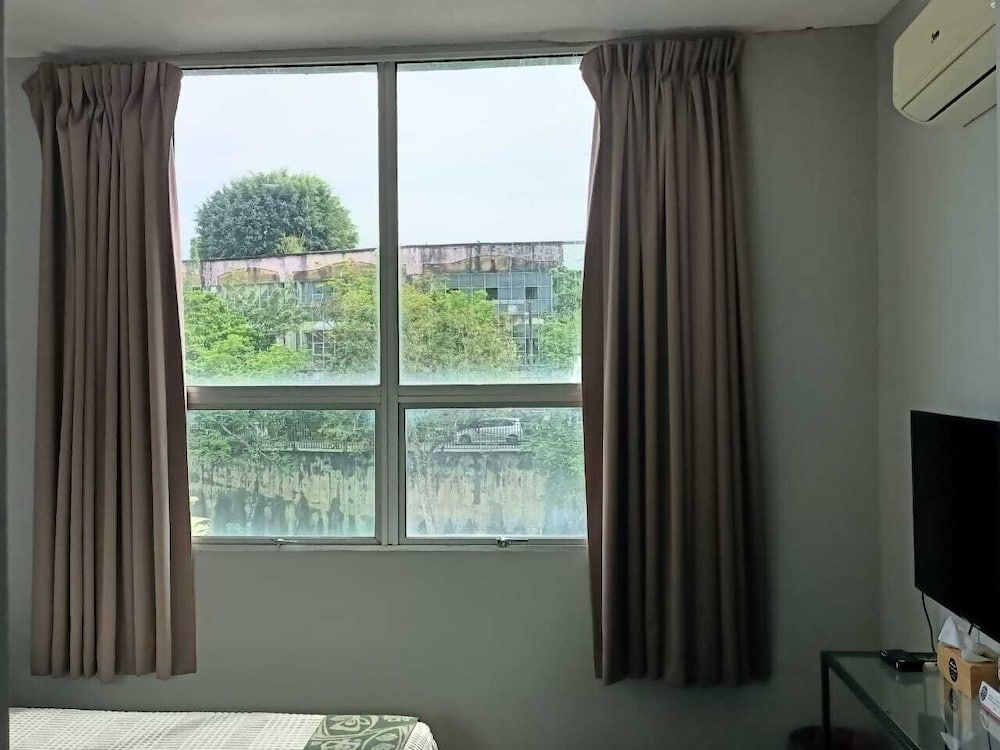 Oyasumi Hotel Deluxe Quadruple Room 14