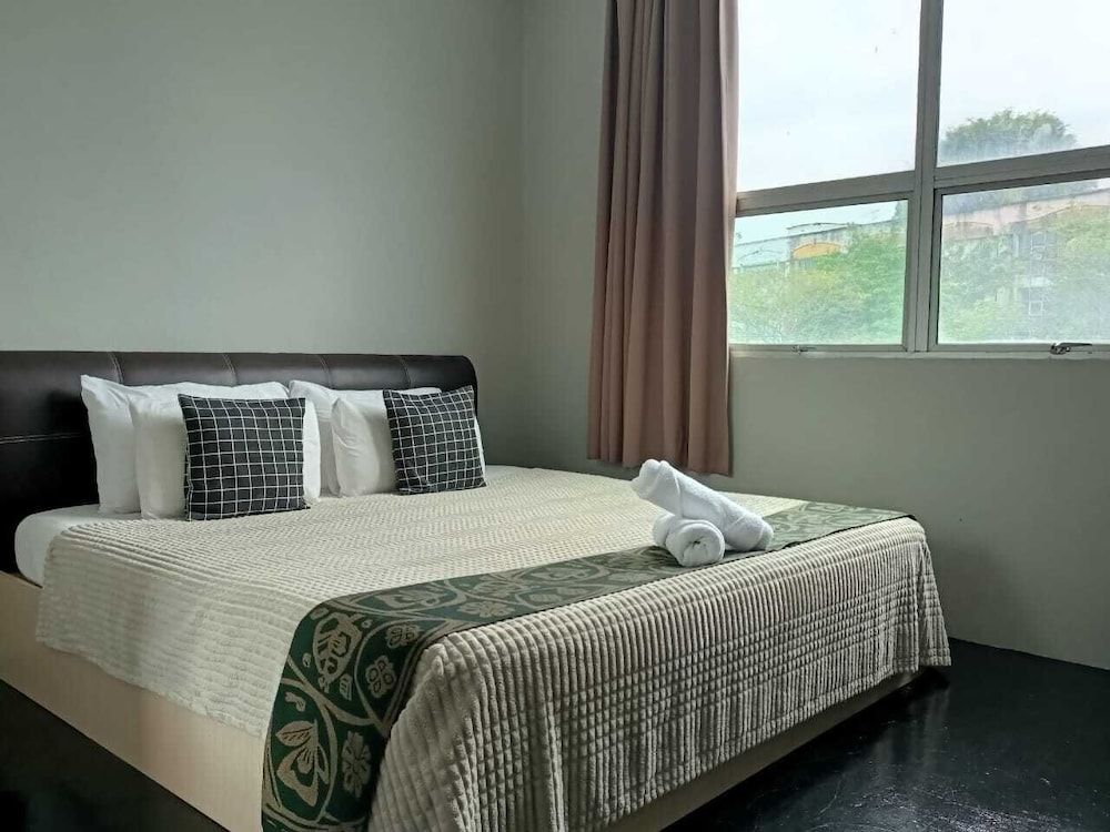 Oyasumi Hotel Deluxe Quadruple Room 3