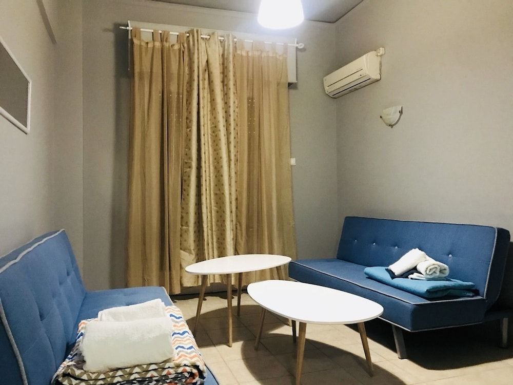 undefined Merilyn Central Apartment 10