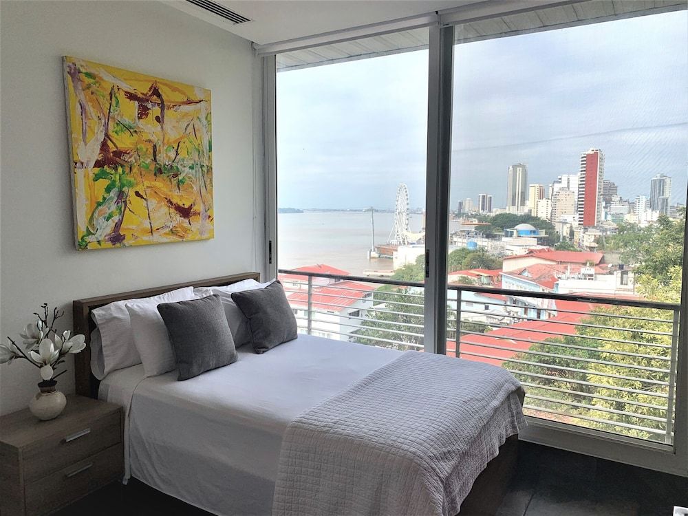 Comfort Suite, 1 Queen Bed