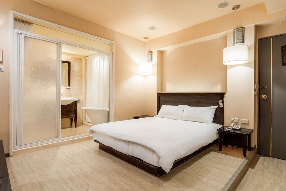 Standard Double Room, No Windows