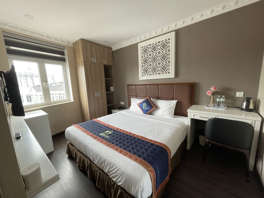 undefined Pinus Hotel 8