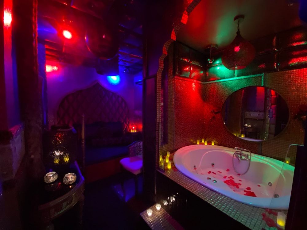 undefined Lida Hotel 10