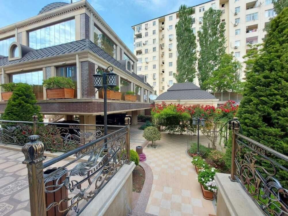 Manor Hotel Family Apartment