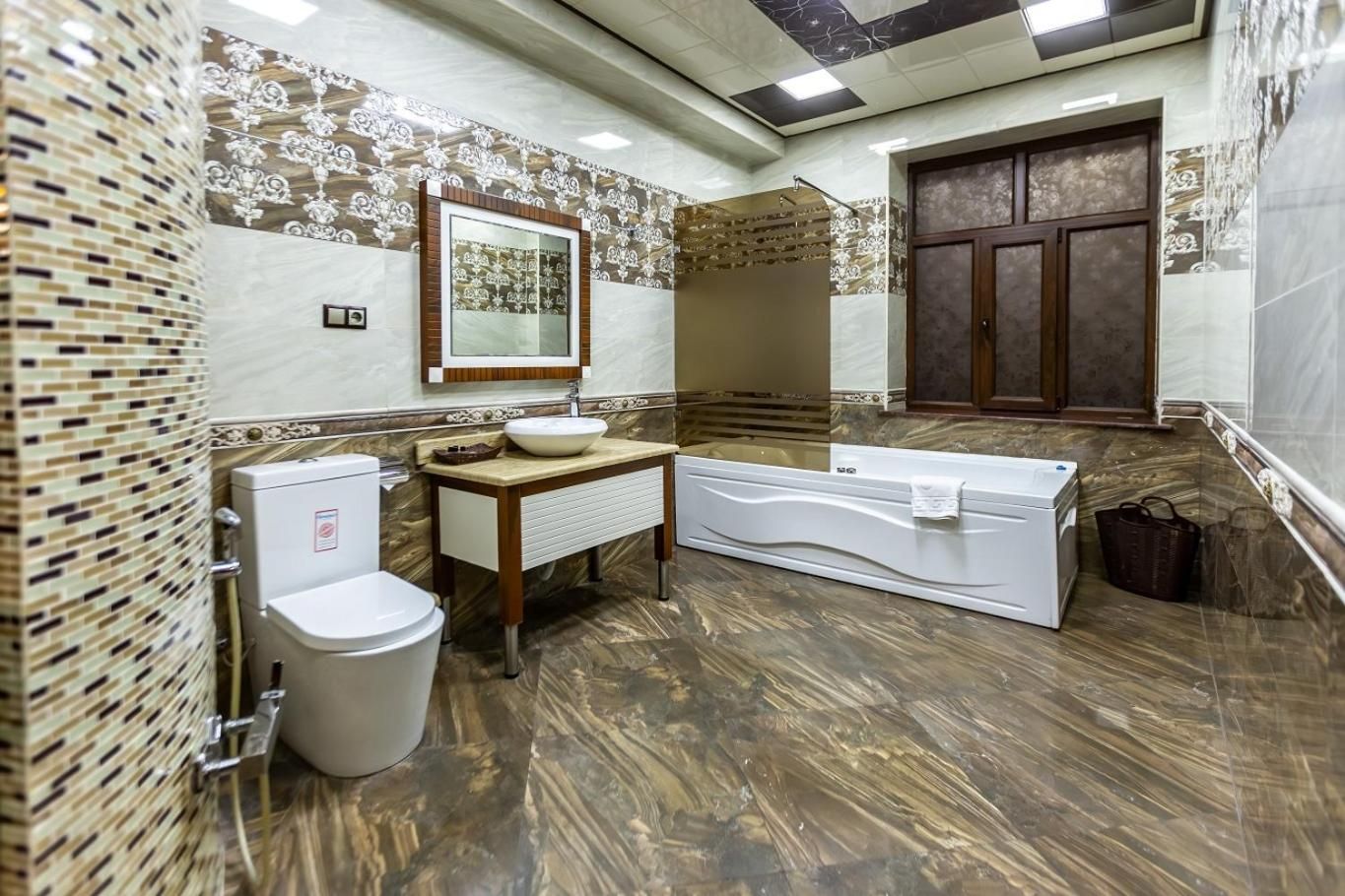 Deluxe Queen Room with Two Queen Beds