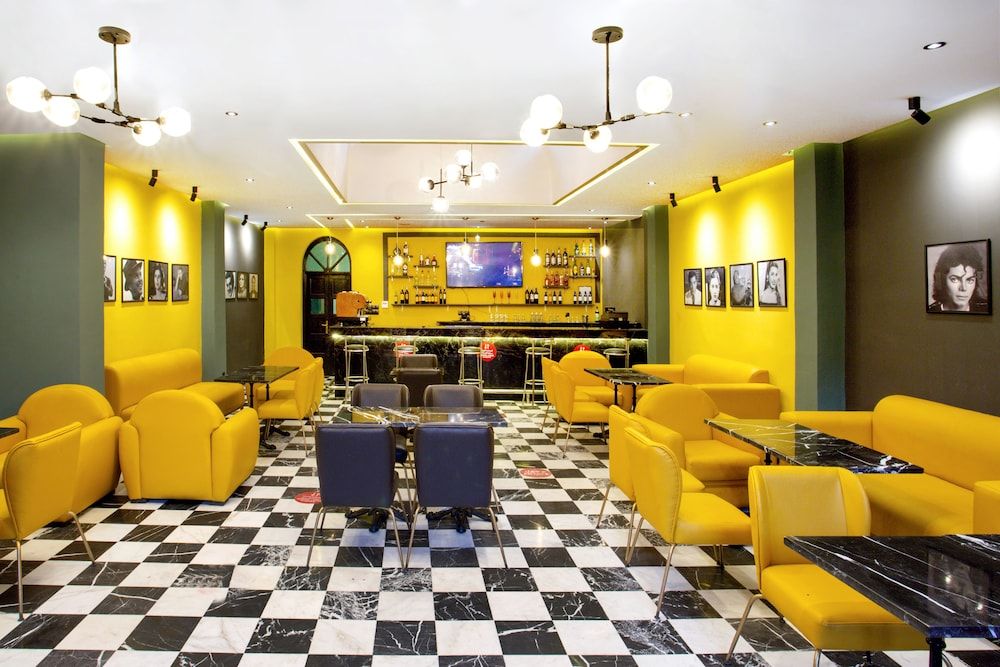 undefined Hotel Akabar 10