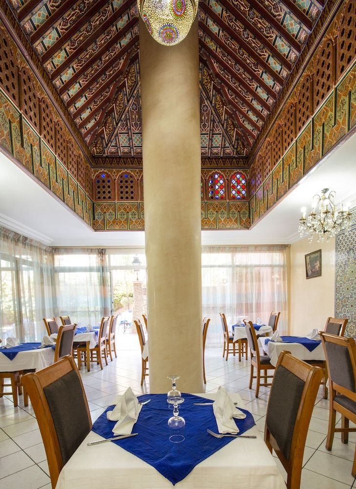 undefined Hotel Akabar 6