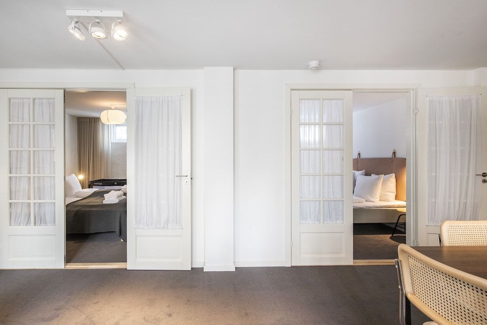 The Churchill apartments by Daniel&Jacob’s Design Apartment, 2 Bedrooms, Kitchen, Courtyard View (Amaliegade 43, Ground Floor) 13