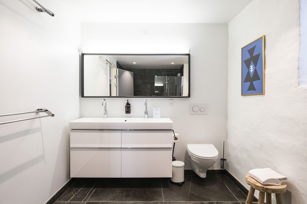 The Churchill apartments by Daniel&Jacob’s Design Apartment, 2 Bedrooms, Kitchen, Courtyard View (Amaliegade 43, Ground Floor) 19