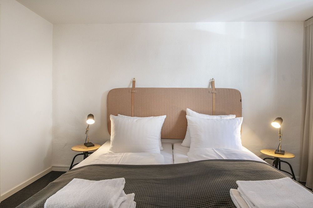 The Churchill apartments by Daniel&Jacob’s Design Apartment, 2 Bedrooms, Kitchen, Courtyard View (Amaliegade 43, Ground Floor) 3