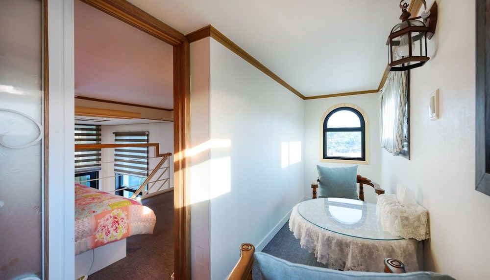 Tongyeong Honey Spa Pension Room (Bolinas) 3