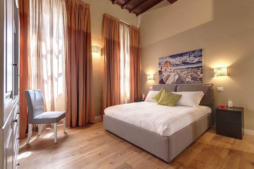 undefined Mamo Florence – David & Buonarroti Apartments