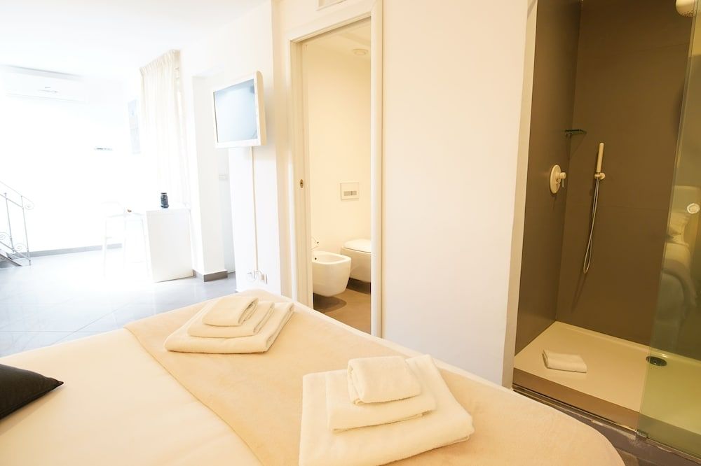 Le Stanze di Piazza Cairoli Premium Studio Suite 6