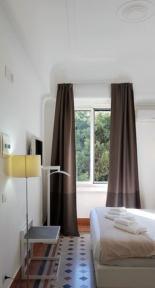 Le Stanze di Piazza Cairoli Deluxe Double or Twin Room 7