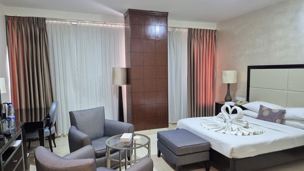 undefined Le Vendôme Hotel 4