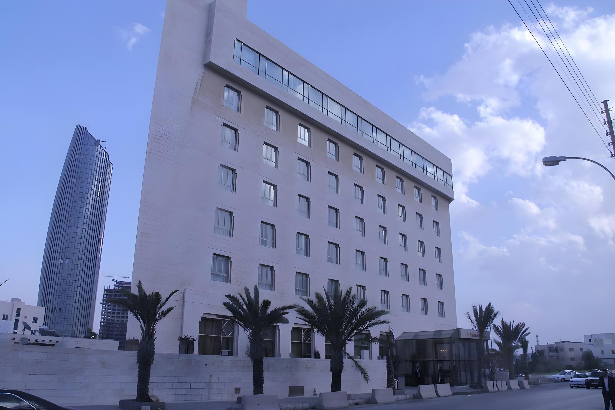 undefined Le Vendome Hotel 3