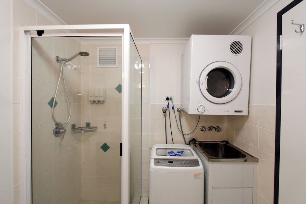 Coffee House Apartment Motel Apartment, 1 Bedroom, Kitchenette 5