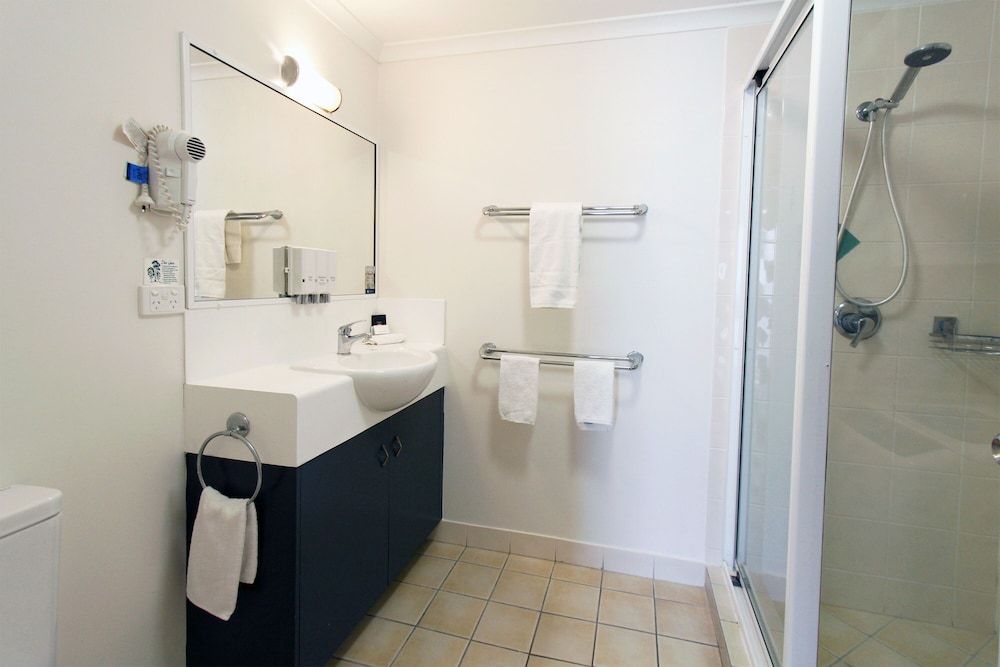 Coffee House Apartment Motel Apartment, 1 Bedroom, Kitchenette 6