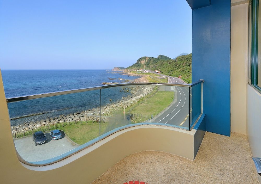 FishHome 15 (NO ELEVATOR, Children under six years old are not allowed) Family Suite, 2 Double Beds, Ocean View, Sea Facing 5